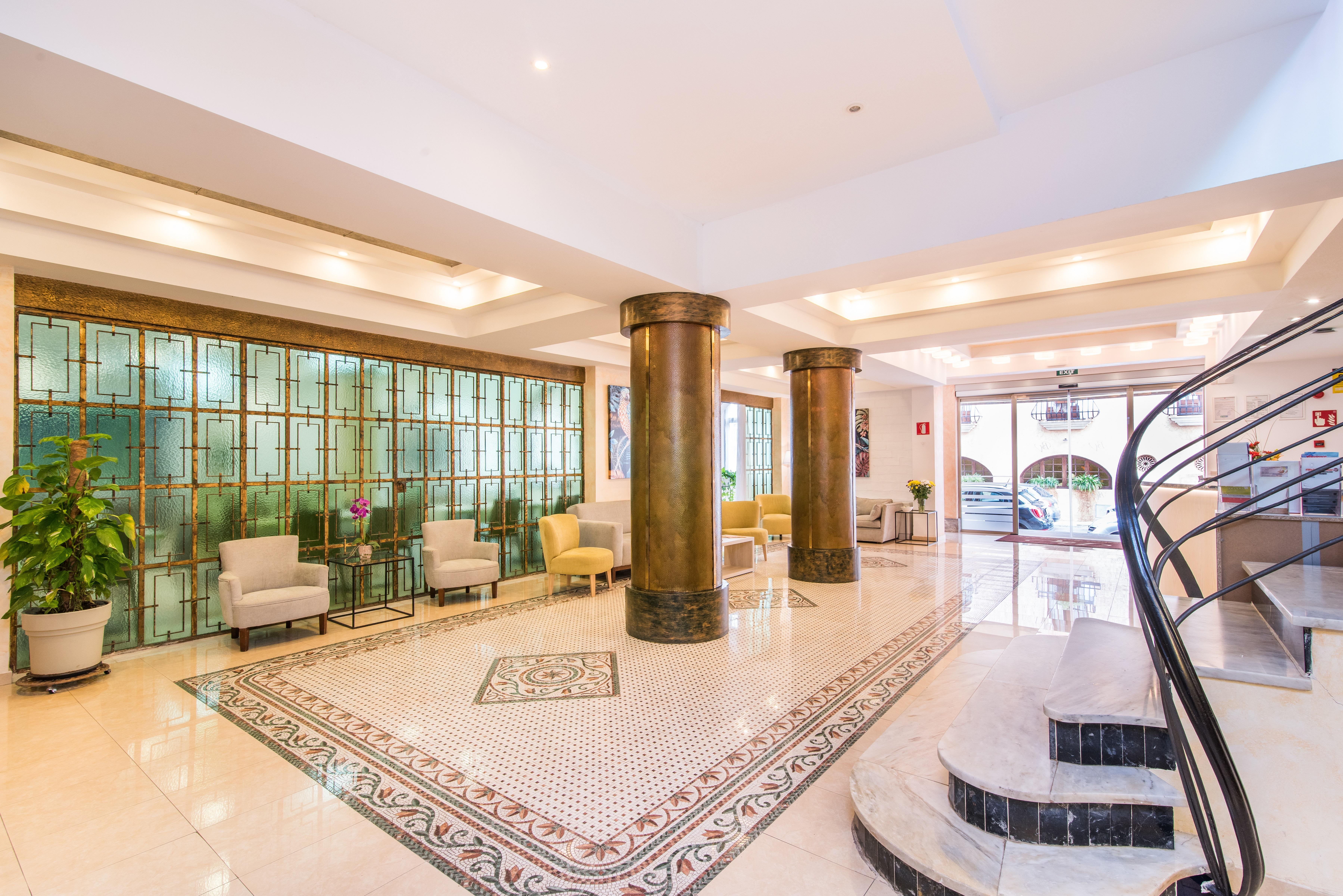 Baviera Hotell 4*